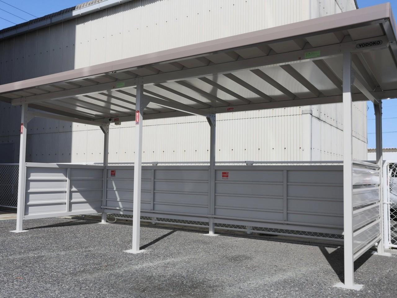 バイク駐輪場